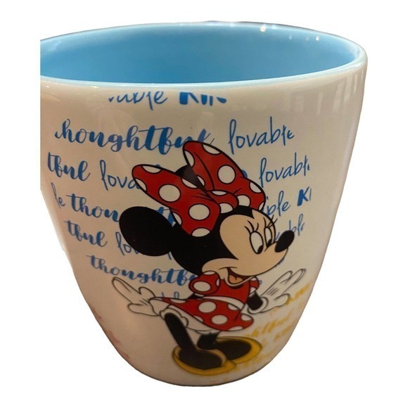 Disney Parks 3D Minnie Mouse Lovable Personality Ceramic Coffee Mug 15 Oz EUC - Picture 5 of 5